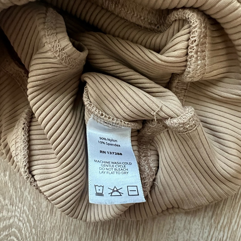 Year of Ours Ribbed Sports Bra in Beige - Picture 5 of 5